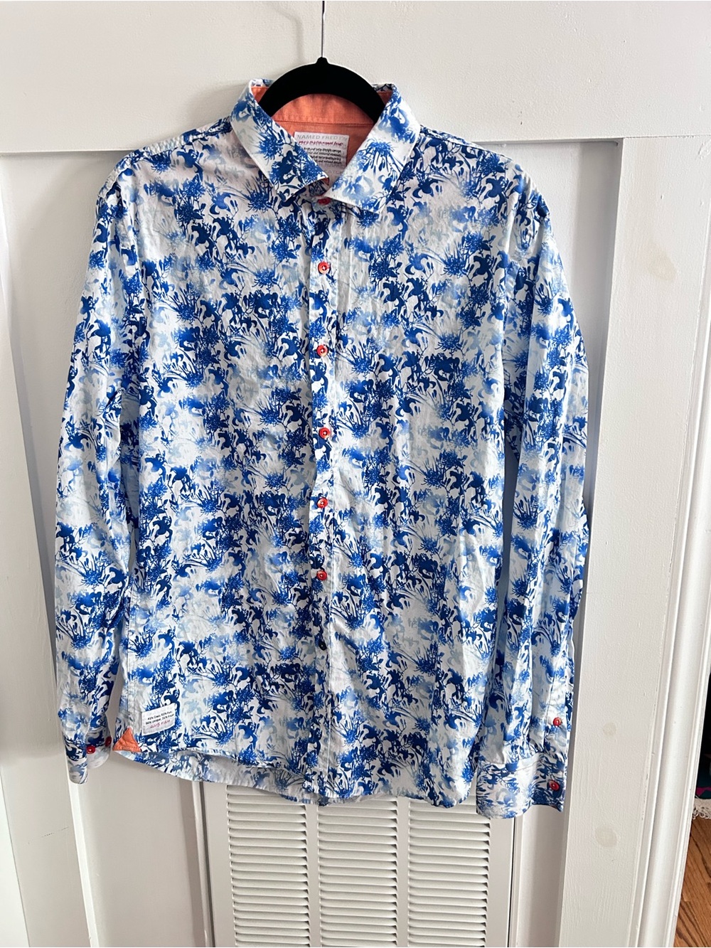 A Fish Named Fred Blue Floral Print Button Front Shirt Men’s L